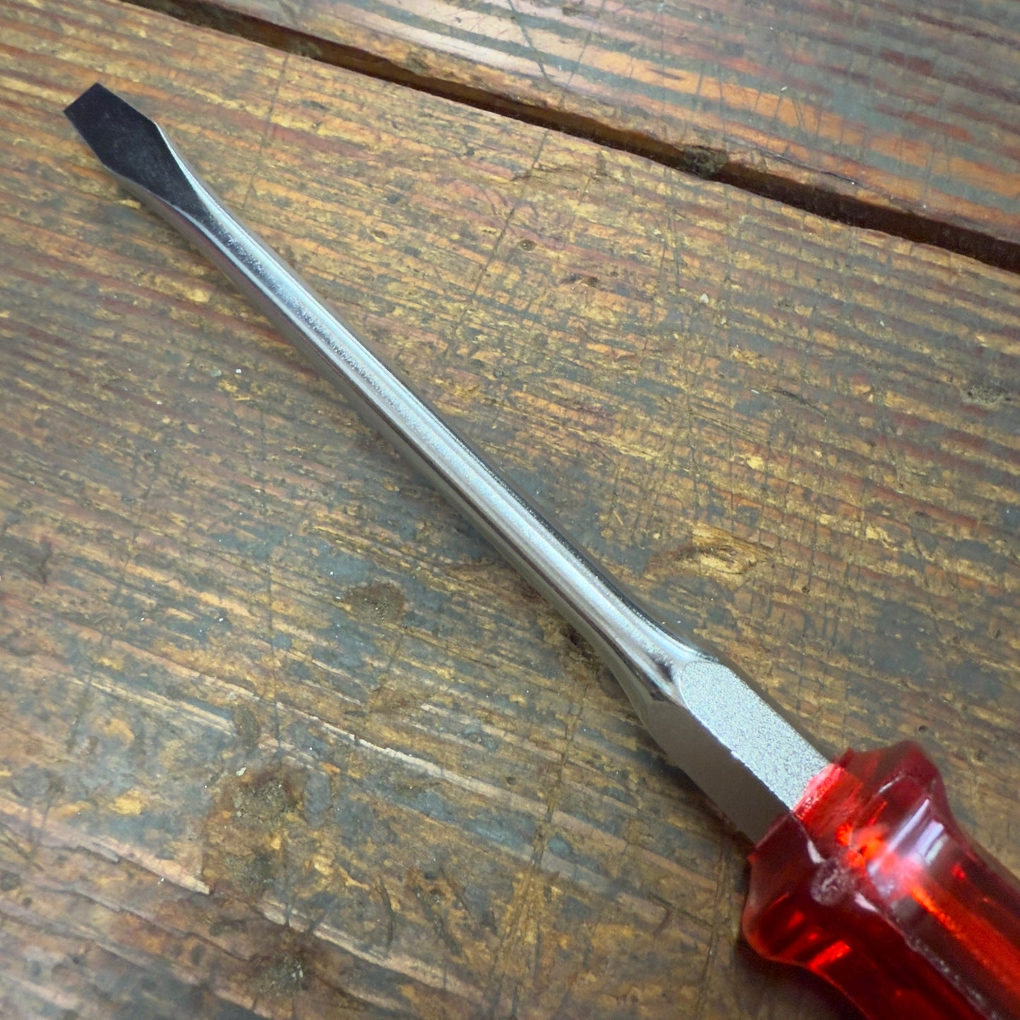 Vessel Slotted 8 x 150mm Power Grip Screw Driver (4500S8150)