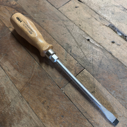 Felo Slotted 9 x 150mm Wood Handle Screwdriver (18043)