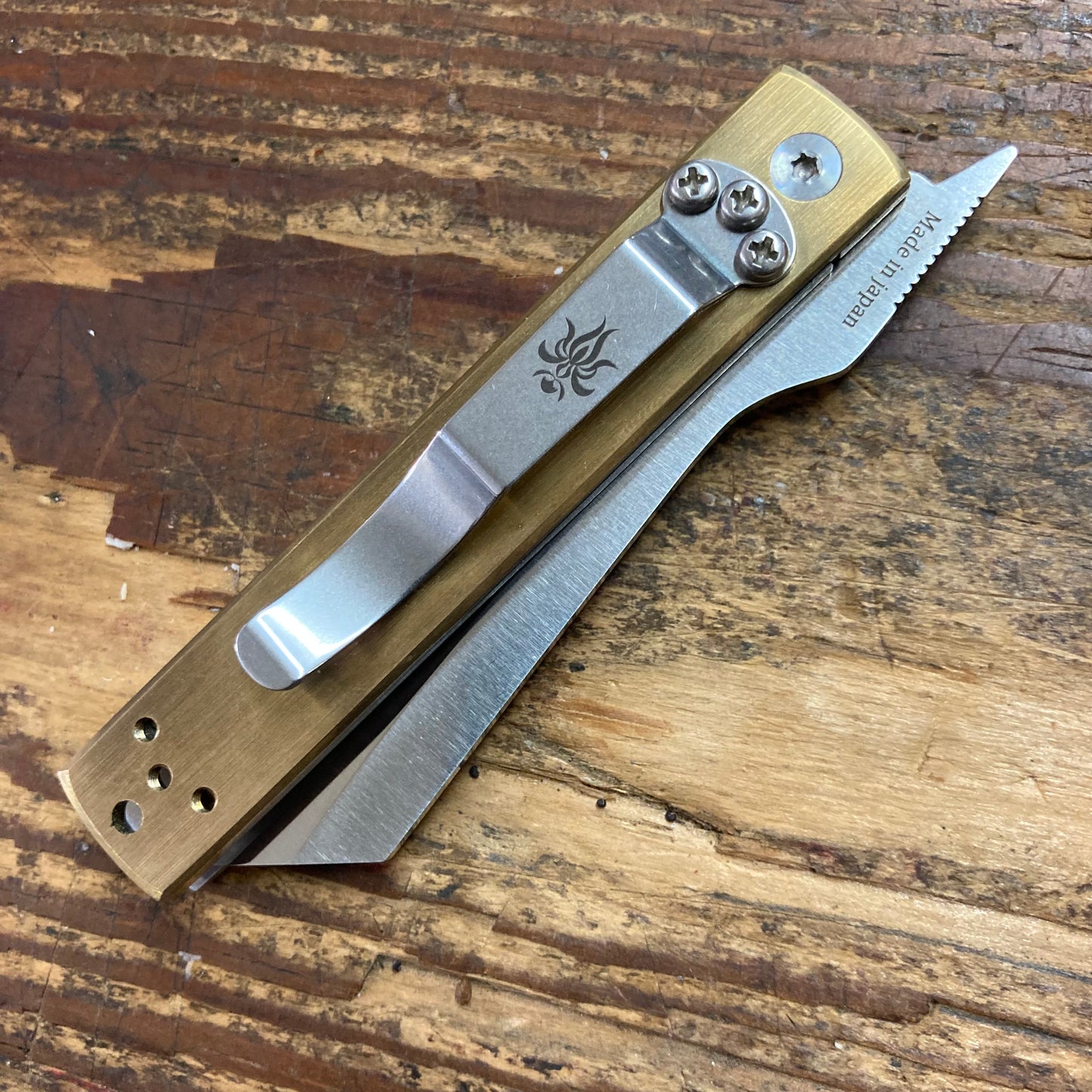 Kanetsune Brushed Brass Linerlock (KB561)