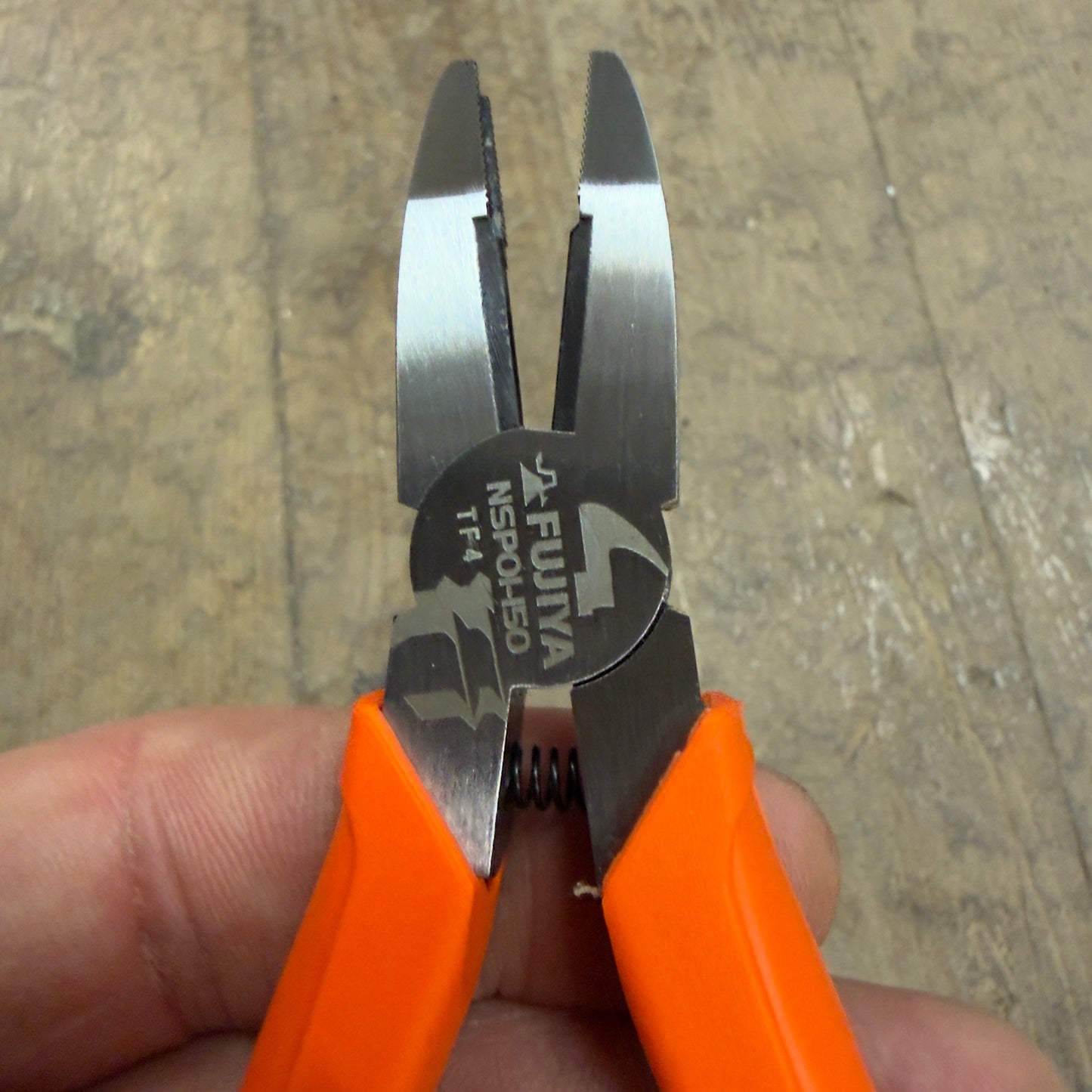 Fujiya 150mm Screw Removal Pliers (NSP01-150)