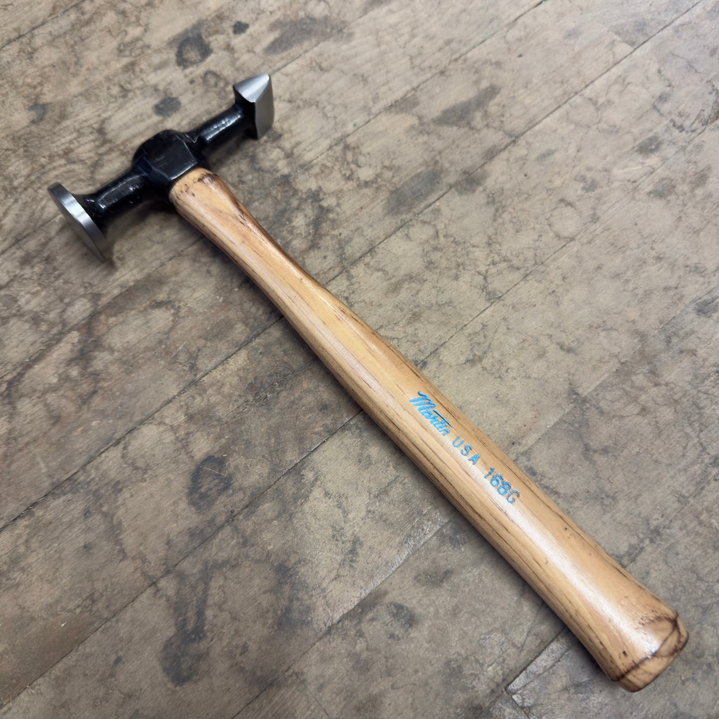 Martin Cross Pein Finishing Hammer w/ Wooden Handle (168G)
