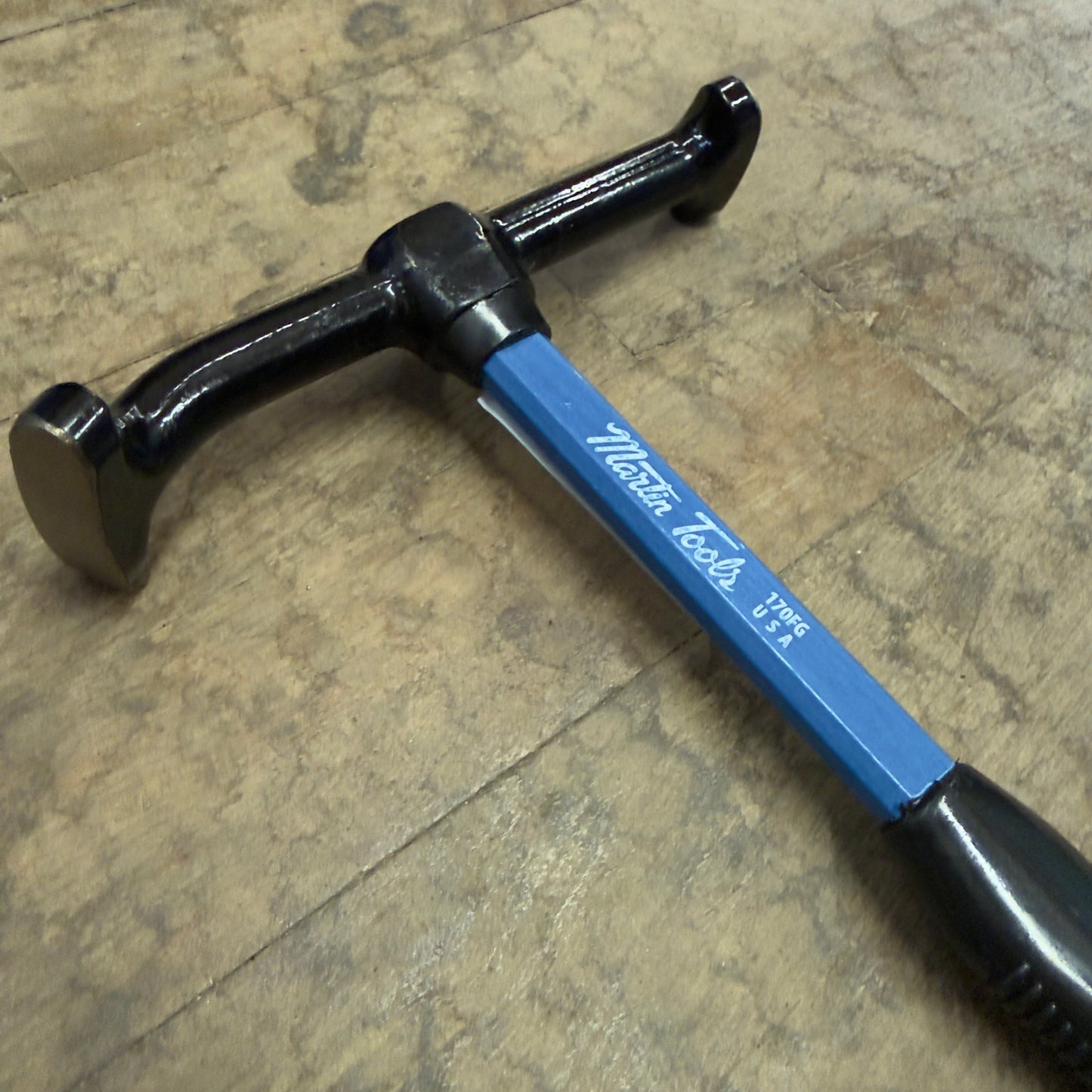 Martin Door Skin Hammer w/ Fiberglass Handle (170FG)