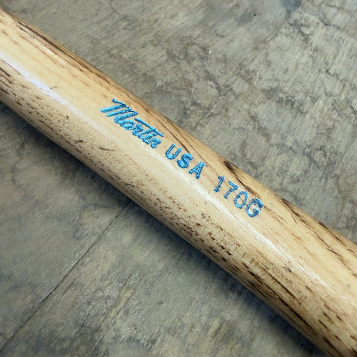 Martin Door Skin Hammer w/ Wooden Handle (170G)