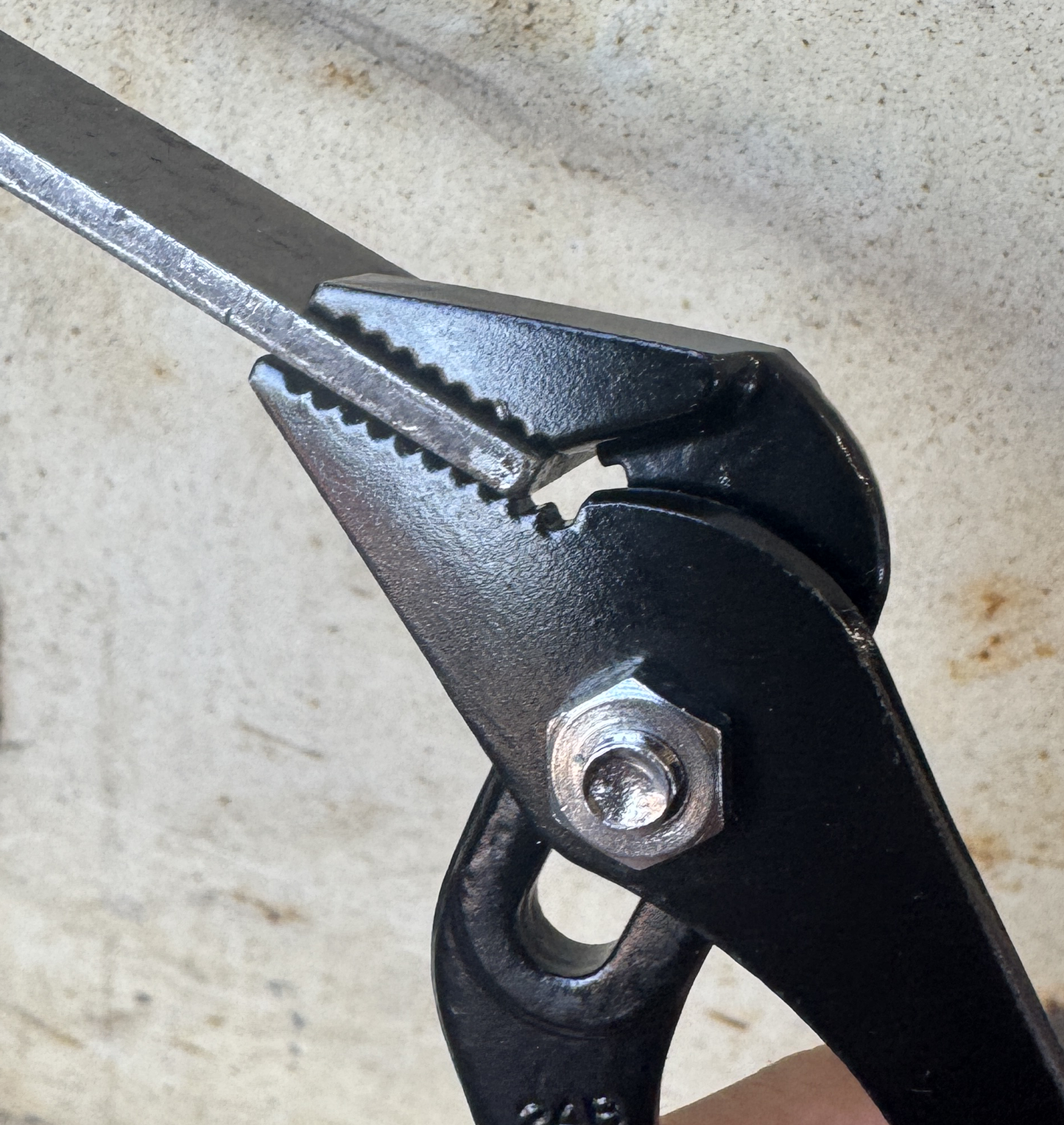 IPS 130mm Mechanical Little Devil Mini Pliers (MGR-125G)
