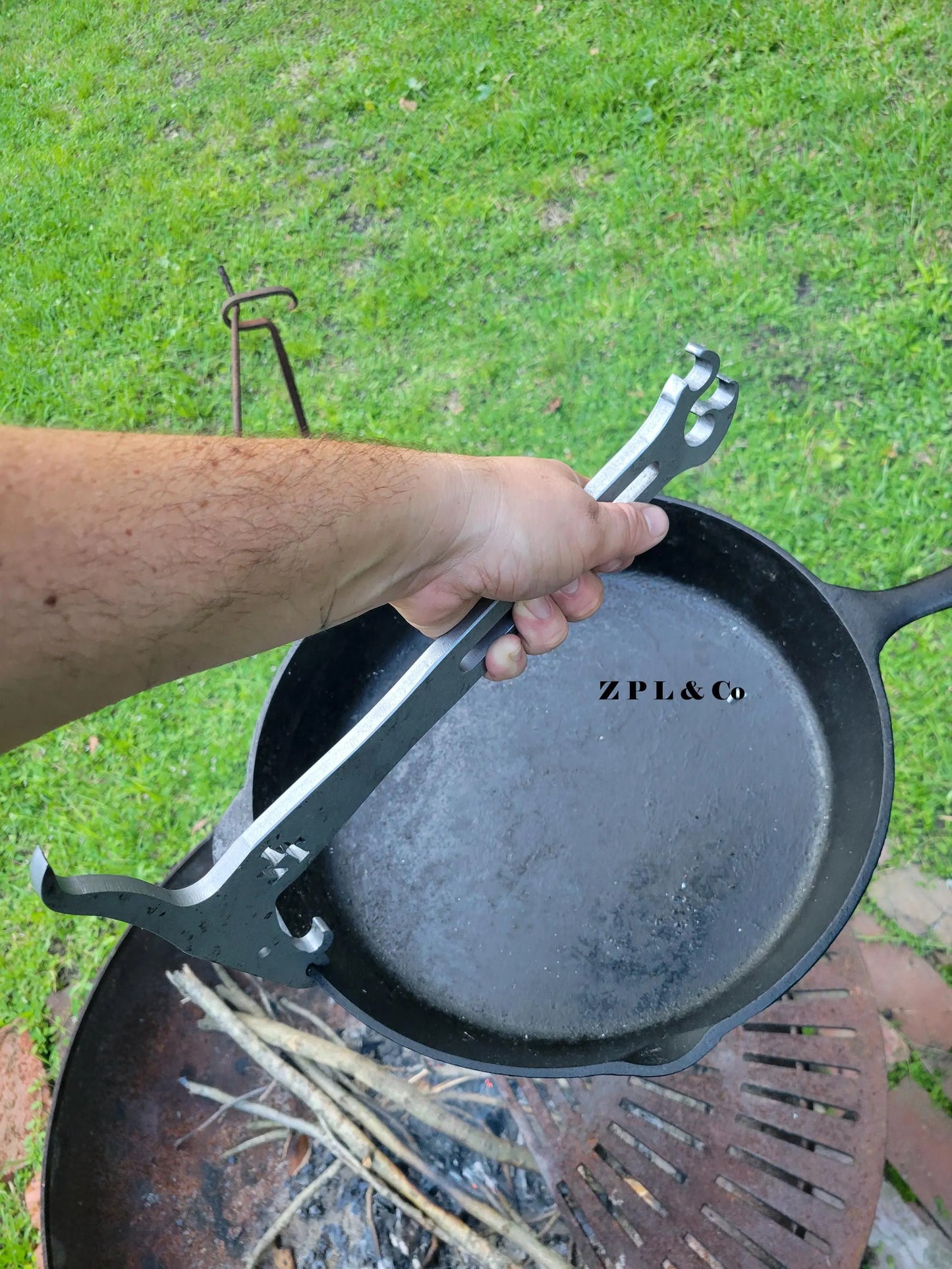 Carbon Steel Crowsbeak Multi-Tool - Campfire Cooking Tool (CAW)