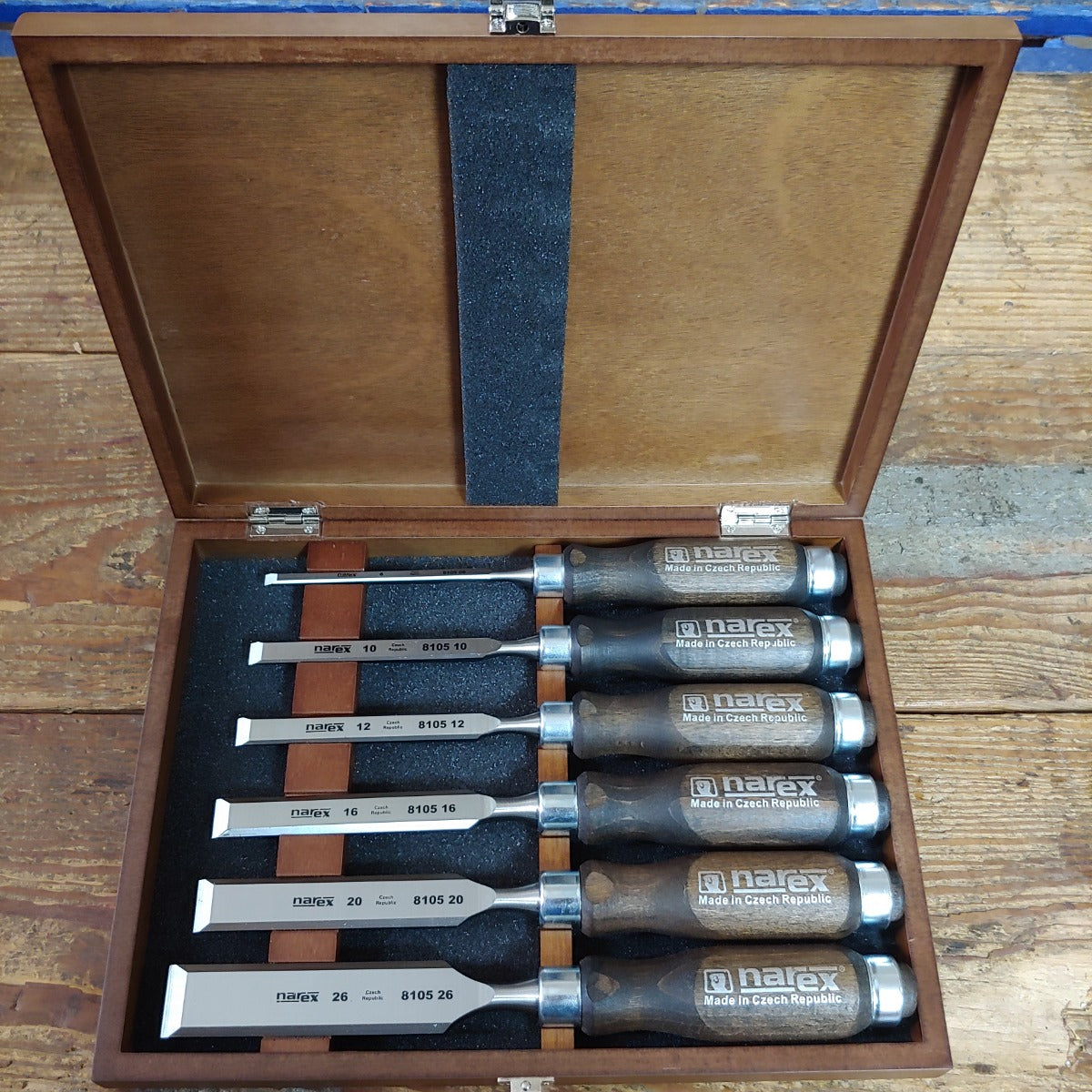 Narex 6pc Standard Bevel Edge Chisel Set w/ Wooden Box (6mm, 10mm, 12mm, 16mm, 20mm, 26mm) (853053)