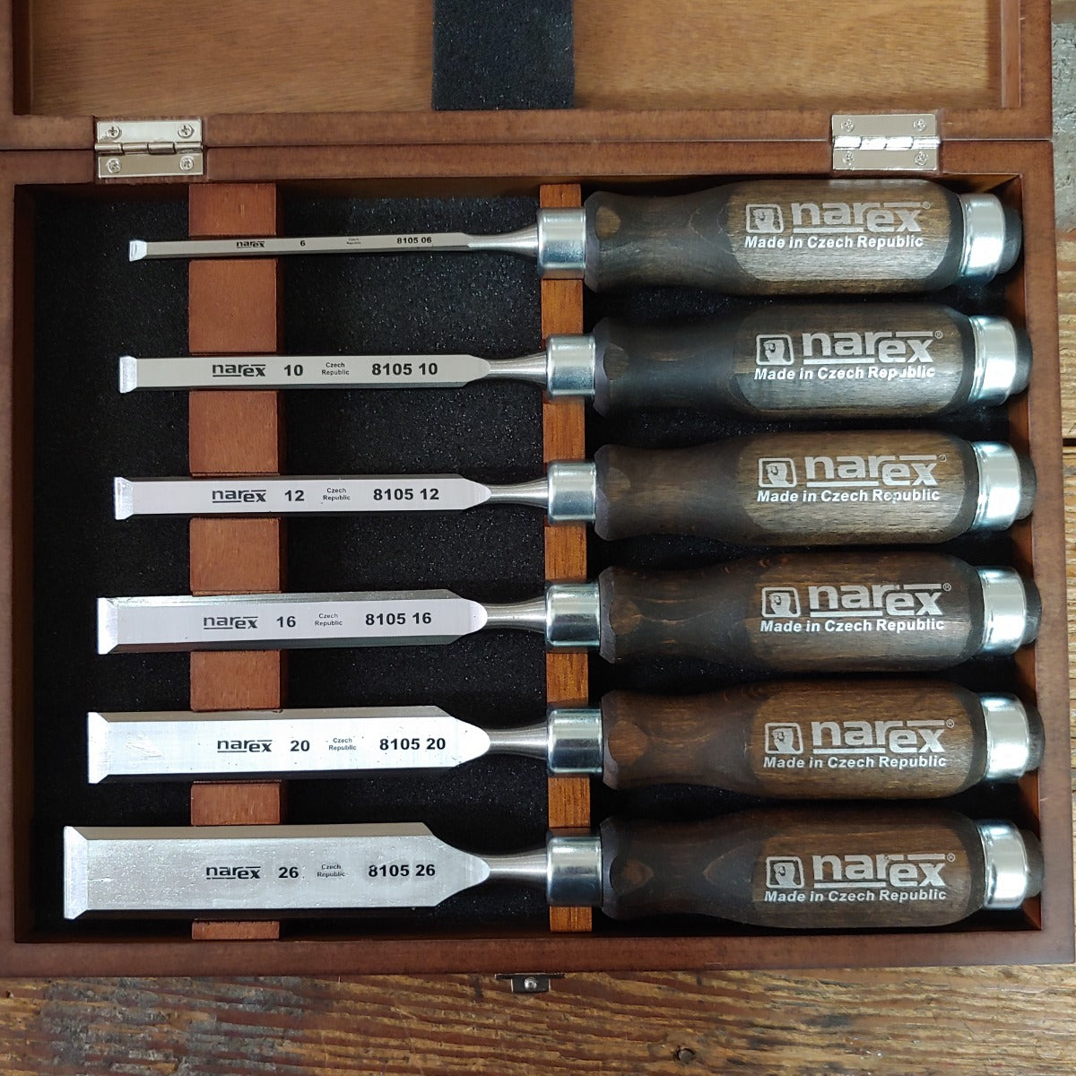 Narex 6 piece standard bevel edge chisel set in wooden presentation box, 6, 10, 12, 16, 20, 26 (853053)