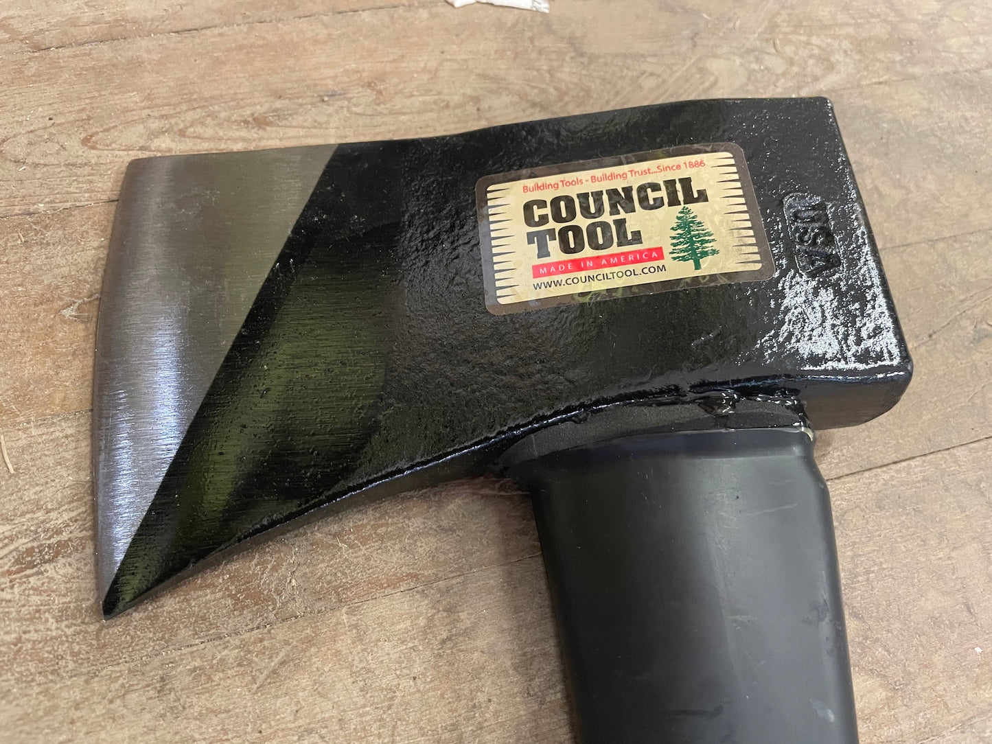 Council 3.5 LB Dayton Axe w/ Black Curved Fiberglass Handle (35DRFG)