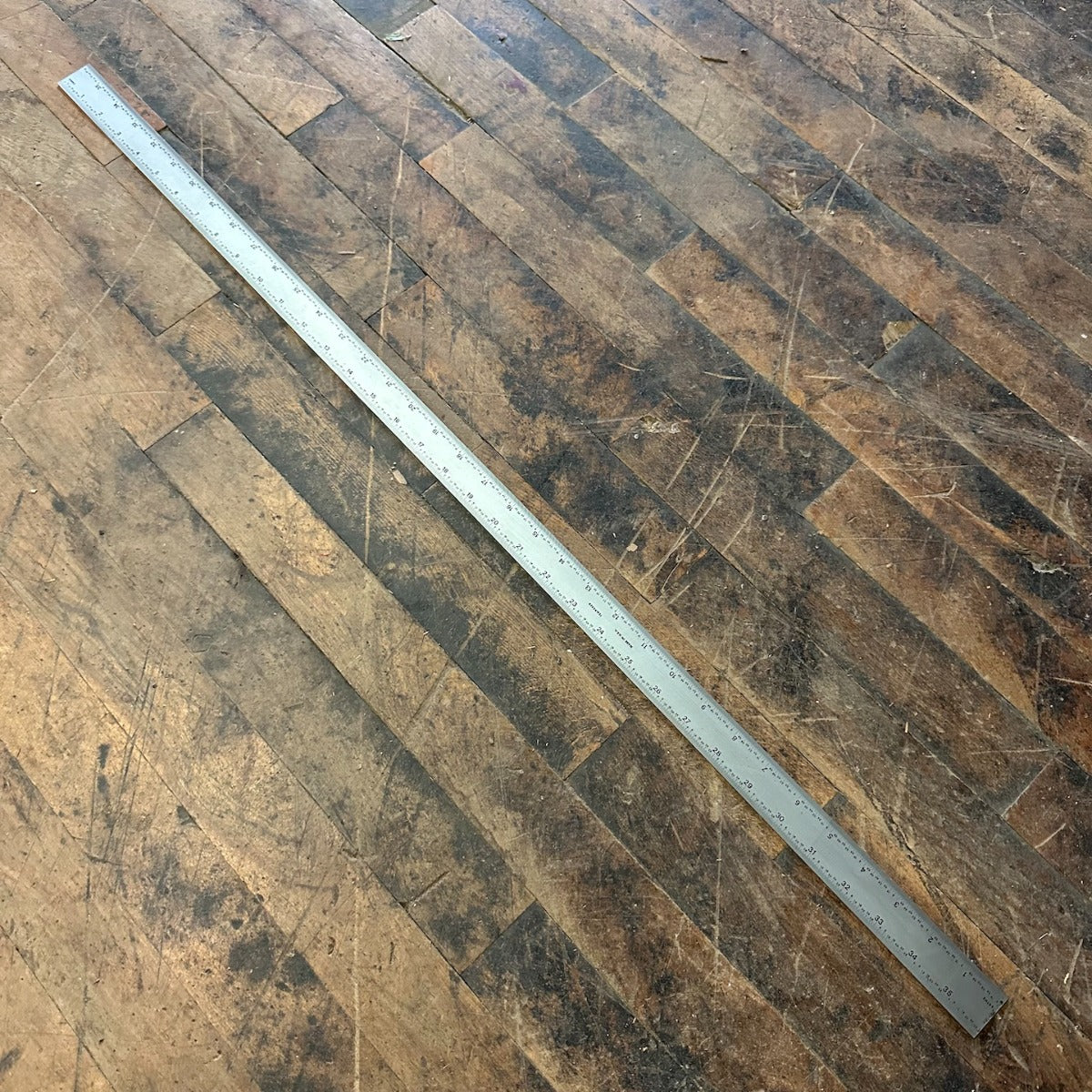 PEC 36" 4R Rigid Tempered Rule (32nds/64ths & 8ths/16ths) w/ Blemish (780072)