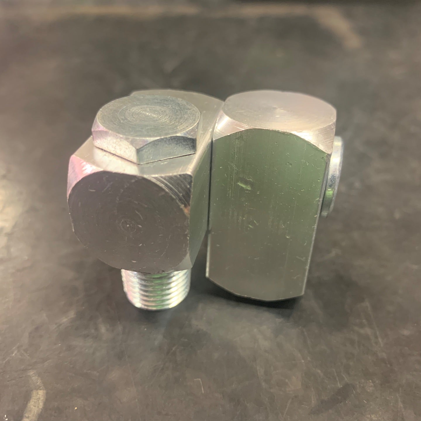 AJAX 1/4 in (6.4 mm) NPT; 360 Degree Hose Swivel (A1094)