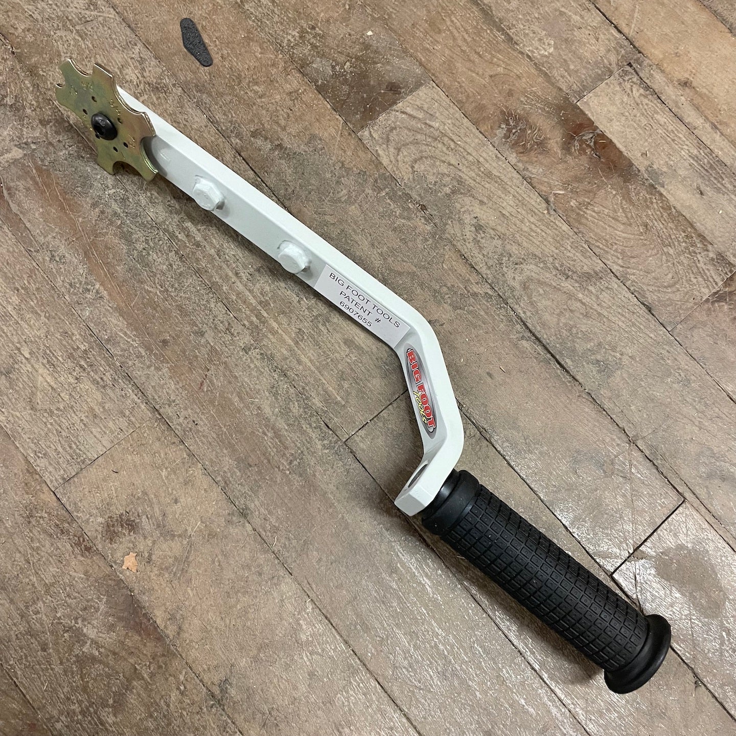 カンナバーロHOLE Big Foot Hand Held Bolt Hole Marker (LA-BHMHH) – Harry J. Epstein Co.