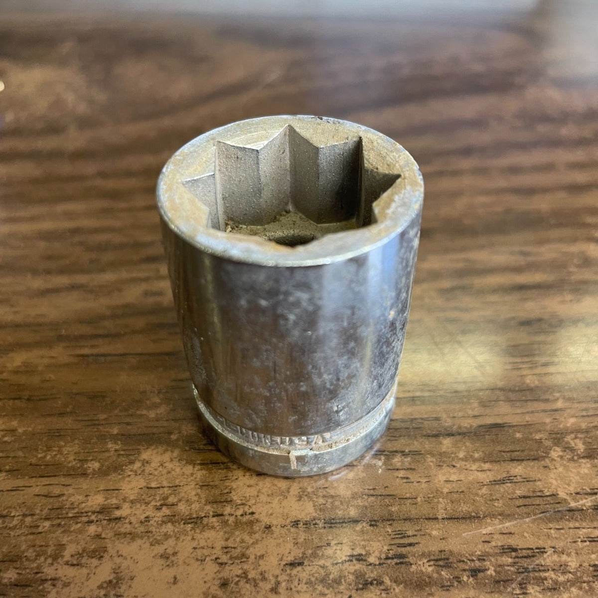 NOS BON-E-CON 1/2" Drive 8 Point 11/16" Socket (ZAS22)