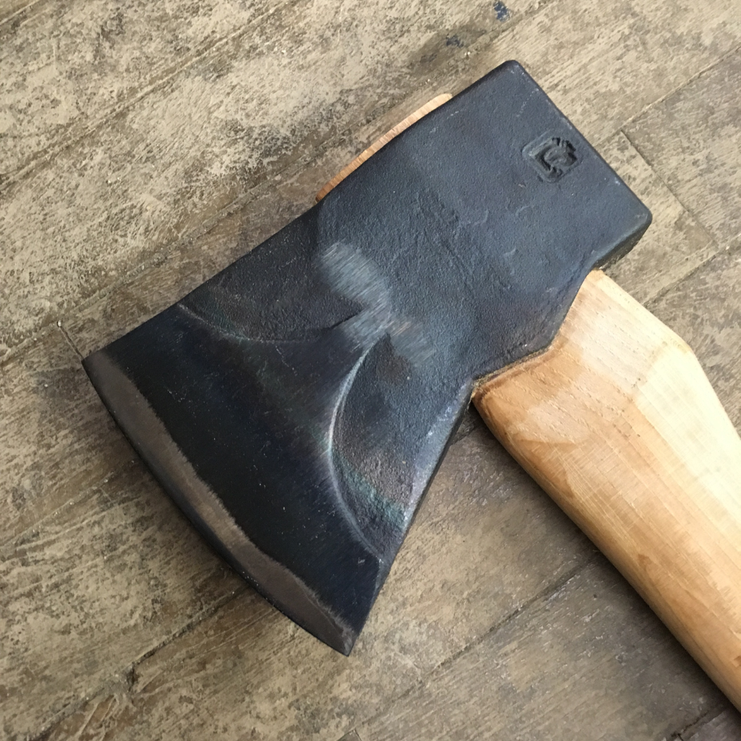 Council Tool 3 1/2 LB Sport Utility Finish Jersey Axe w/ 32" Curved Handle SU35JC32C (SU35JC32C)