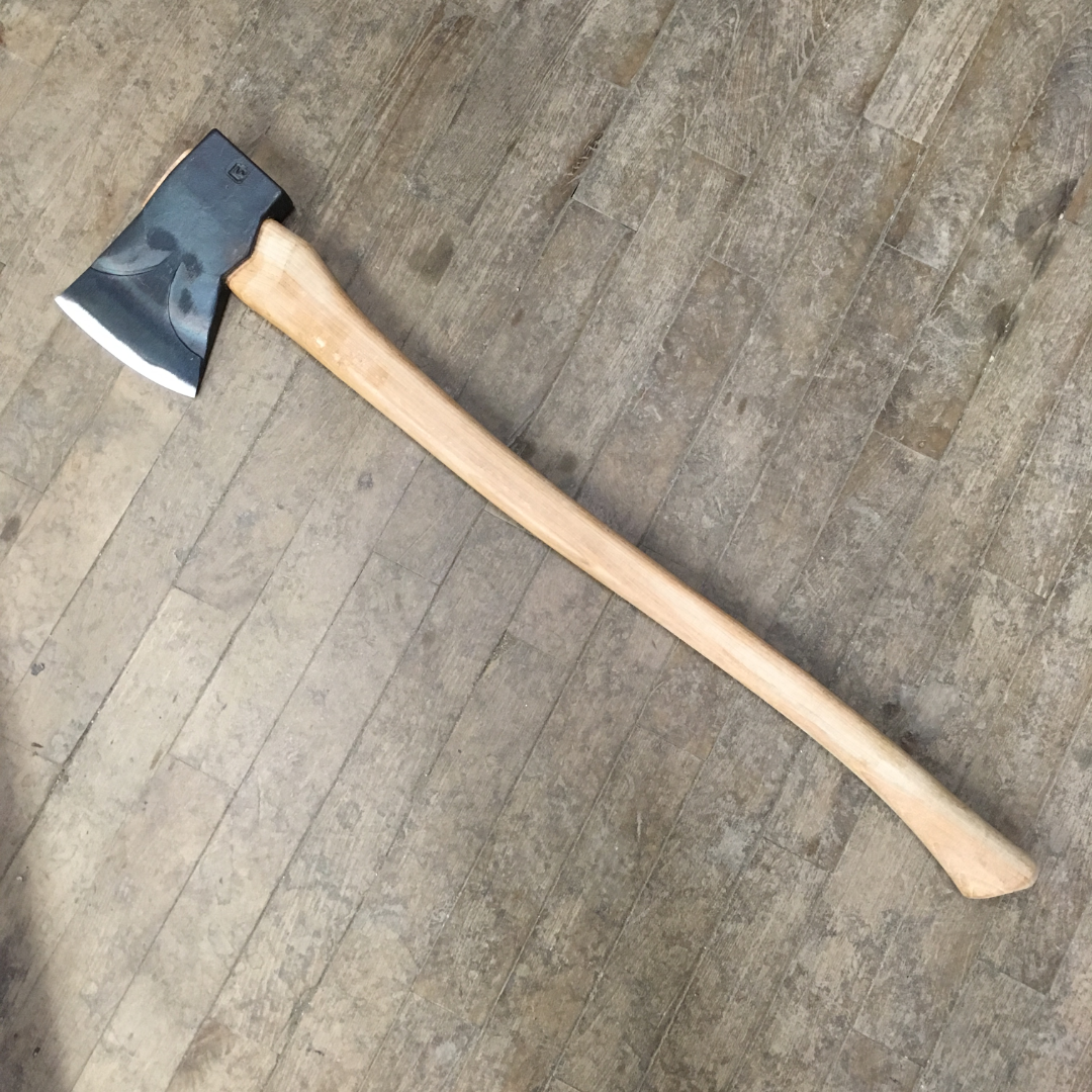 Council Tool 3 1/2 LB Sport Utility Finish Jersey Axe w/ 32" Curved Handle SU35JC32C (SU35JC32C)