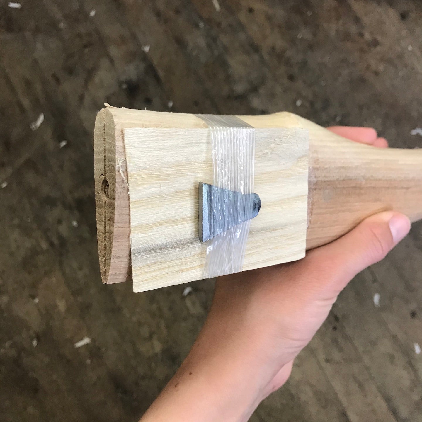House Handle 19" House Axe Handle, Eye Size 3/4" x 2 3/16 (1419AA)