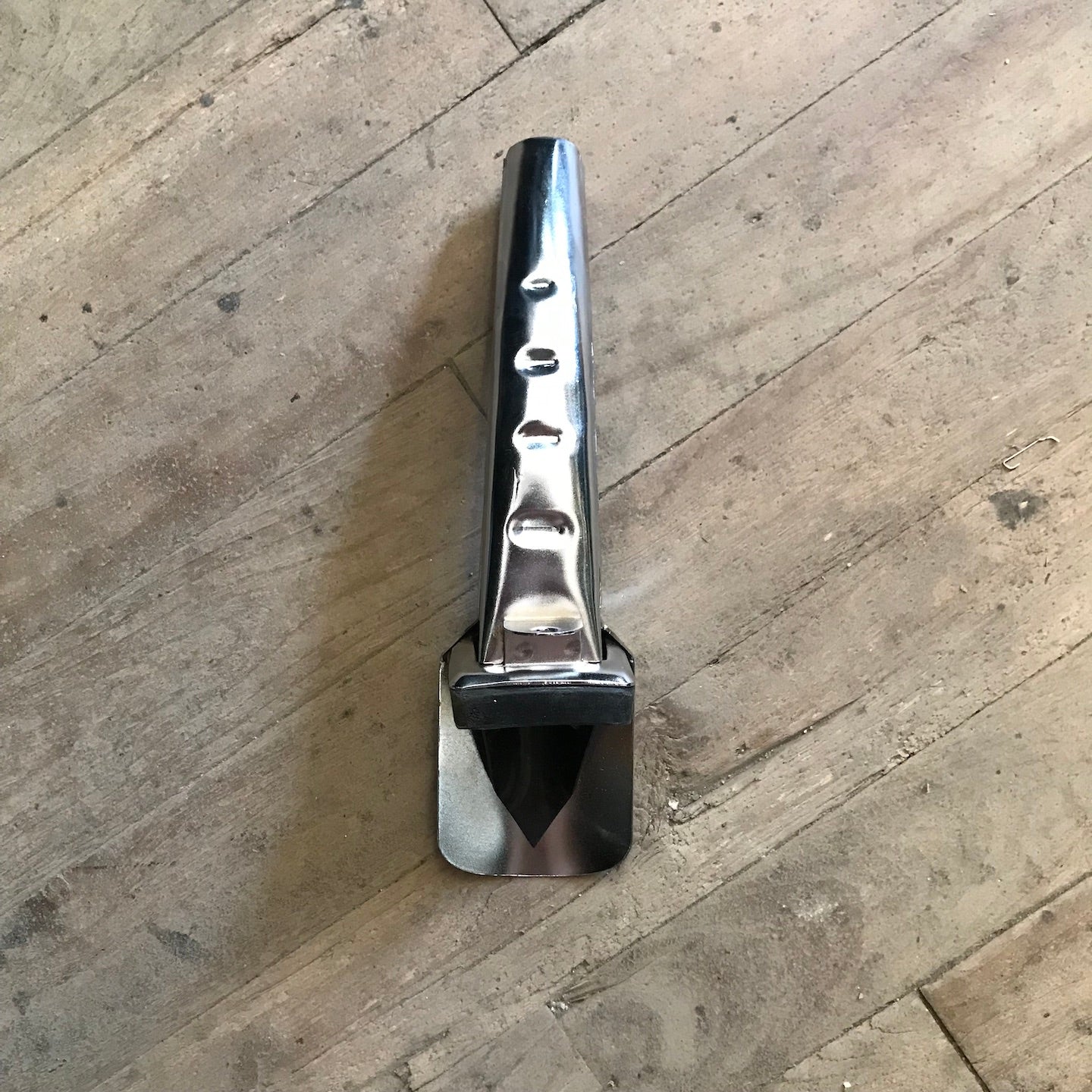 GoldenRod 8" Lube Spout (205)
