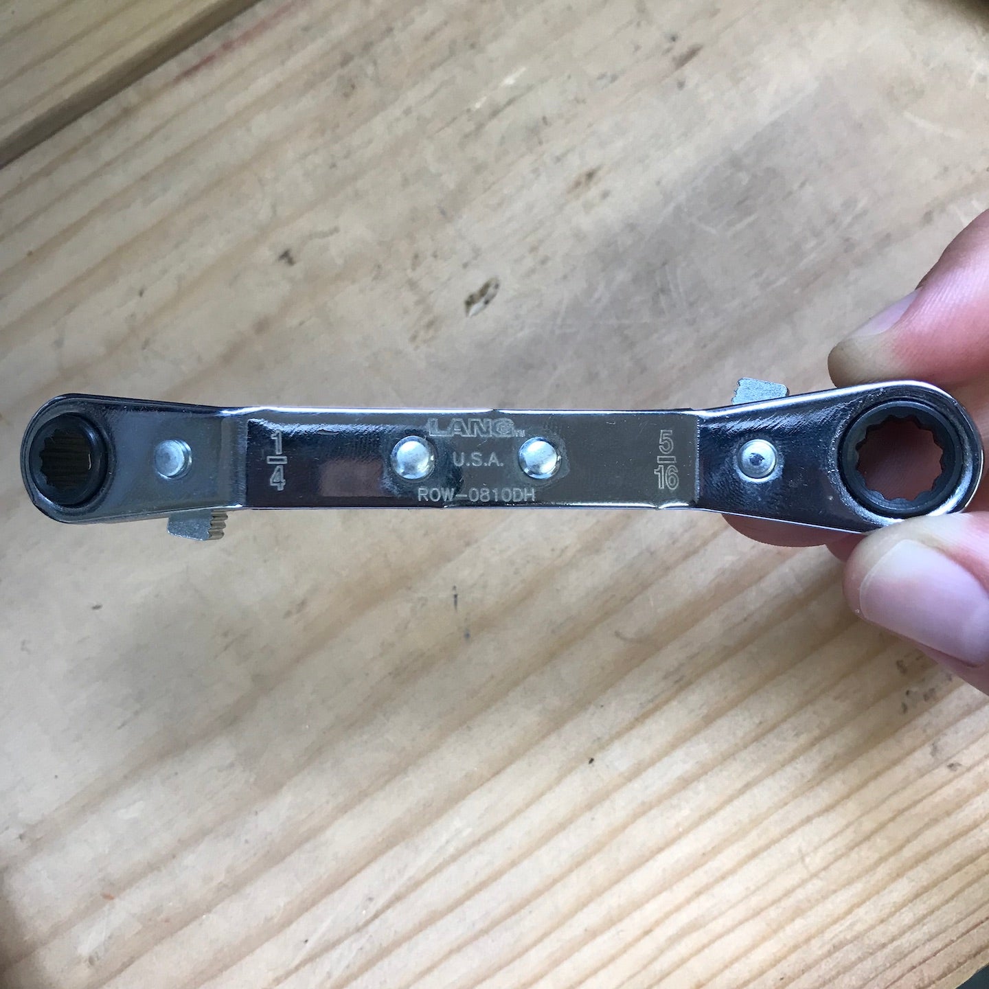 Lang Ratcheting Wrench Offset 1/4" x 5/16" 12 Point ROW-0810DH (5701-1420)