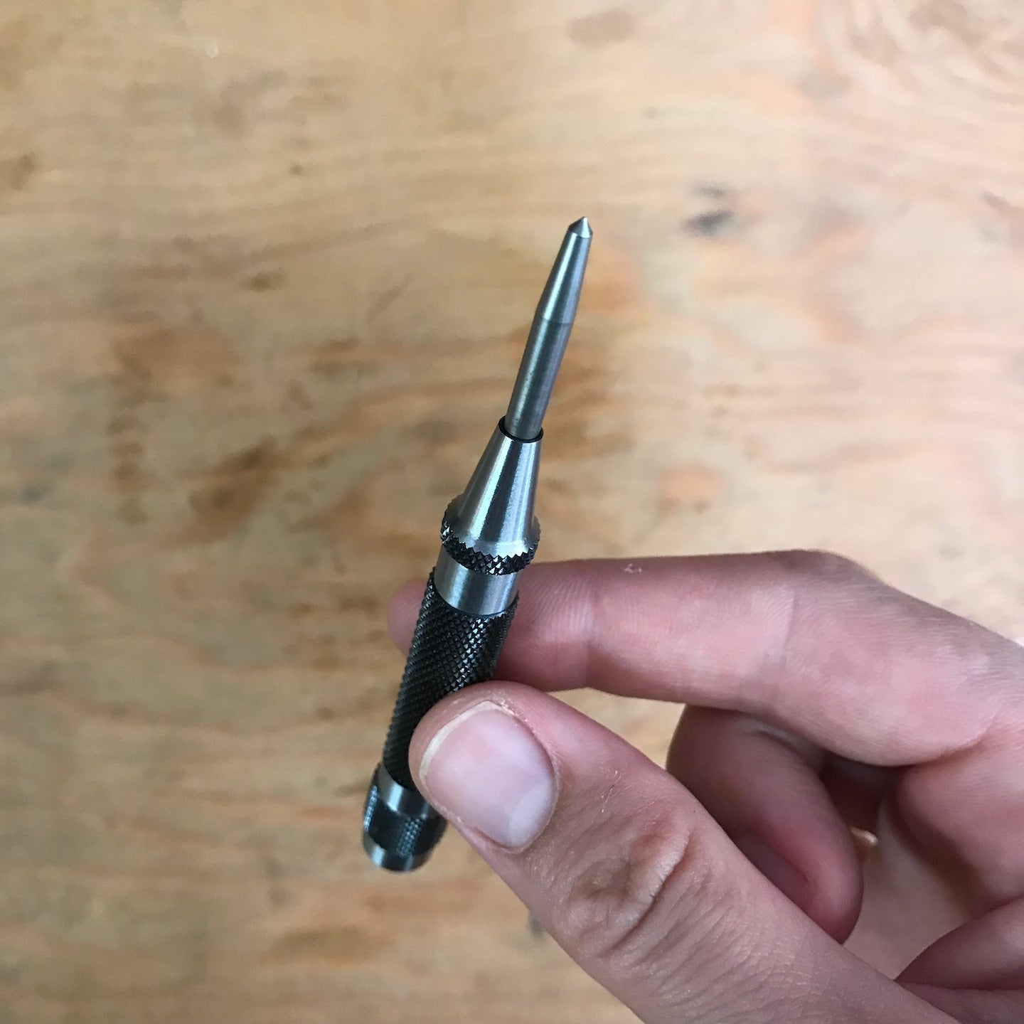 Starrett 4" Long 9/16" Diameter Automatic Center Punch (18AA)