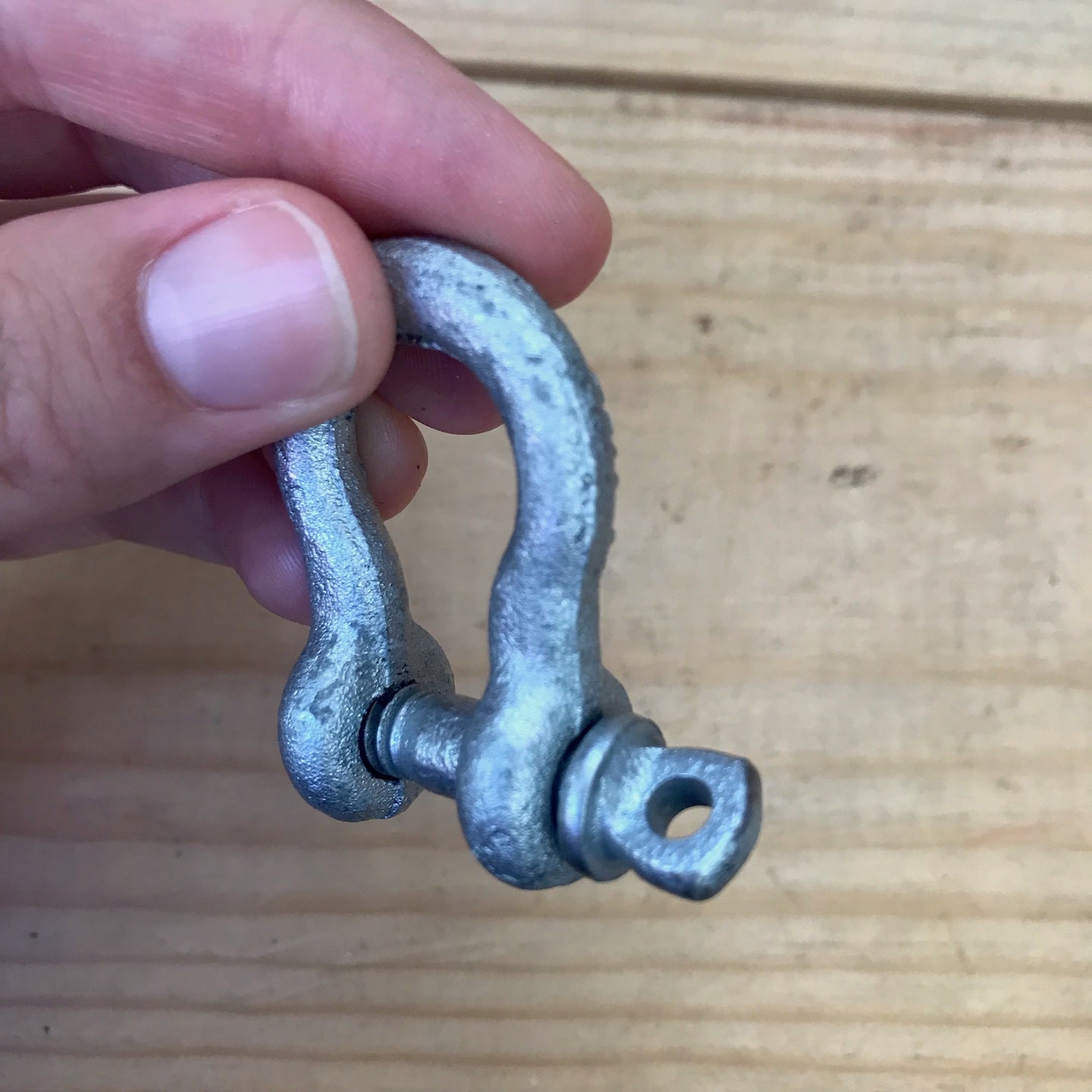 Chicago Hardware 1/4" Galvanized Anchor Screw Pin Shackle (20110-0)