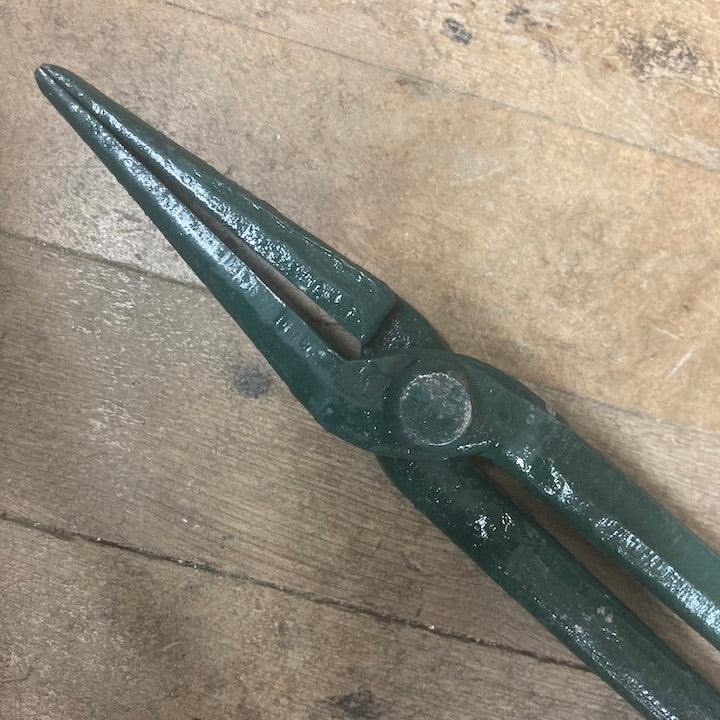 Lansing Forge 24" Straight Lip Tong (SLT003)