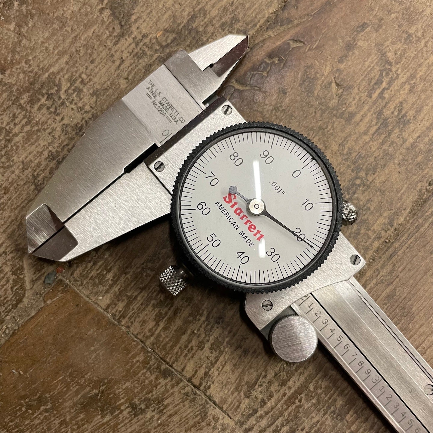 Starrett Dial Caliper (120A-6)