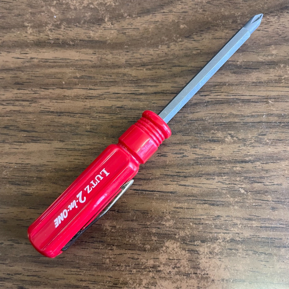 Lutz 2-in-1 Pocket Screwdriver w/ Clip (#1 & 3/16") (24003)