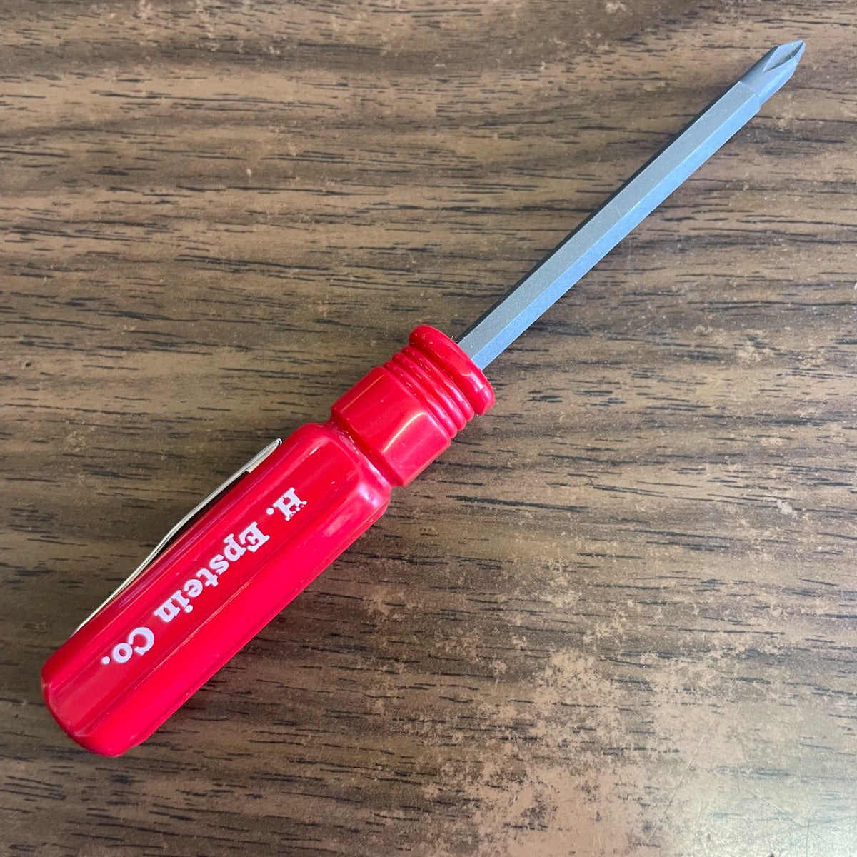 Lutz 2-in-1 Pocket Screwdriver w/ Clip (#1 & 3/16") (24003)