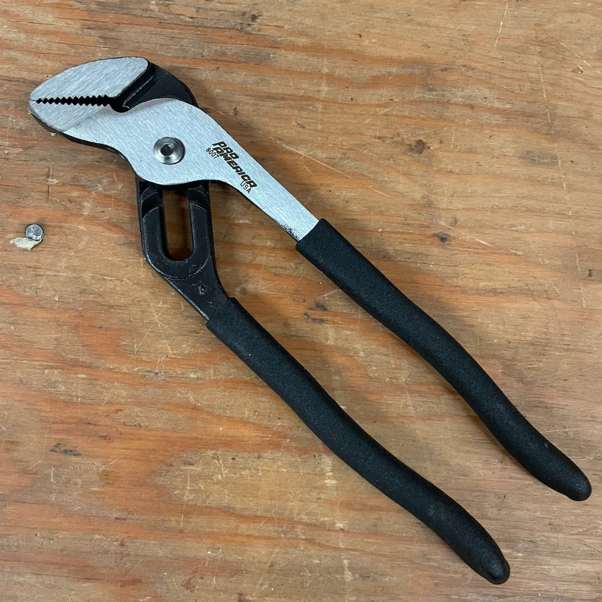 Pro America 7-1/2" Groove-Joint Pliers (8007)