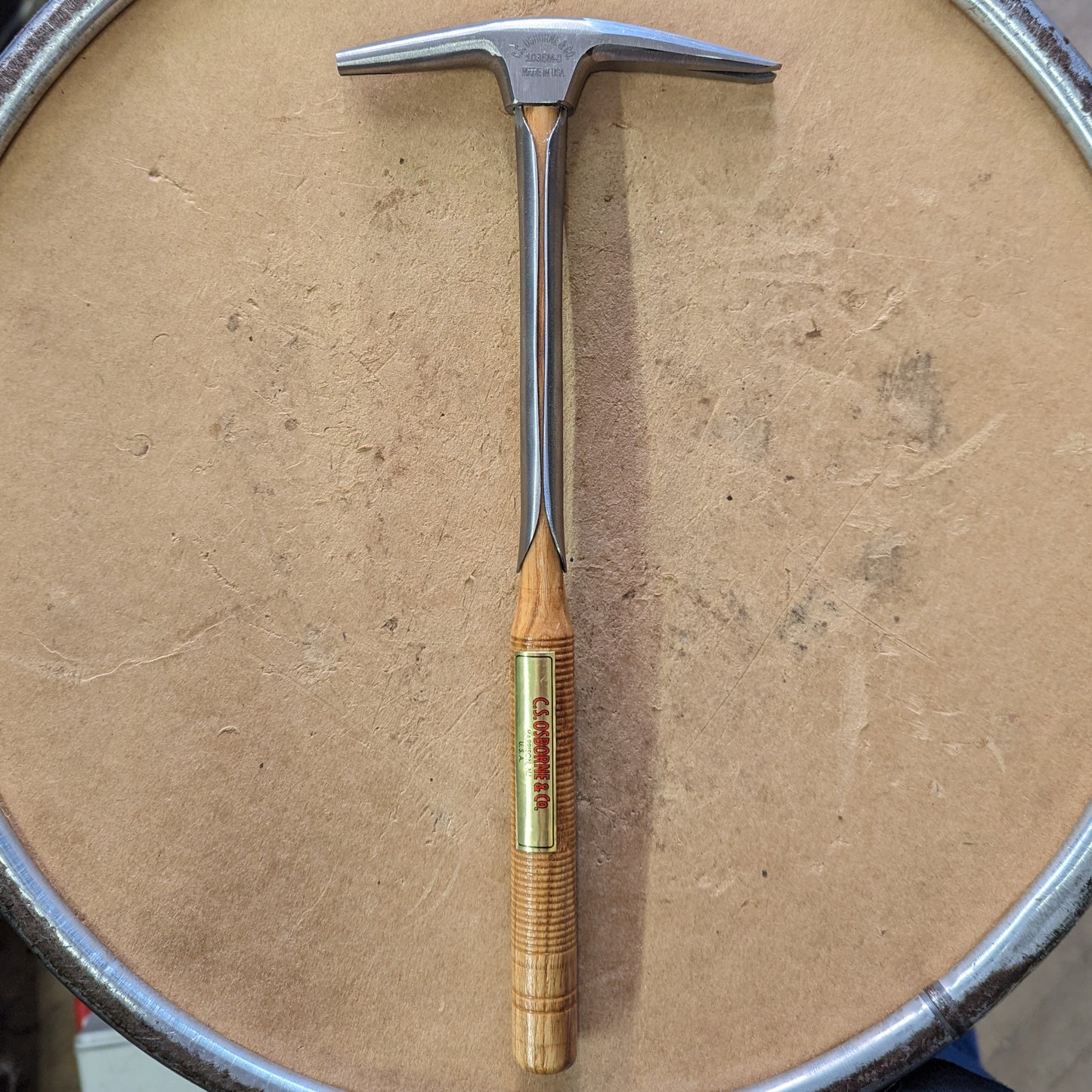 C.S. Osborne Magnetic Tack Hammer No. 8 (1035-M8)