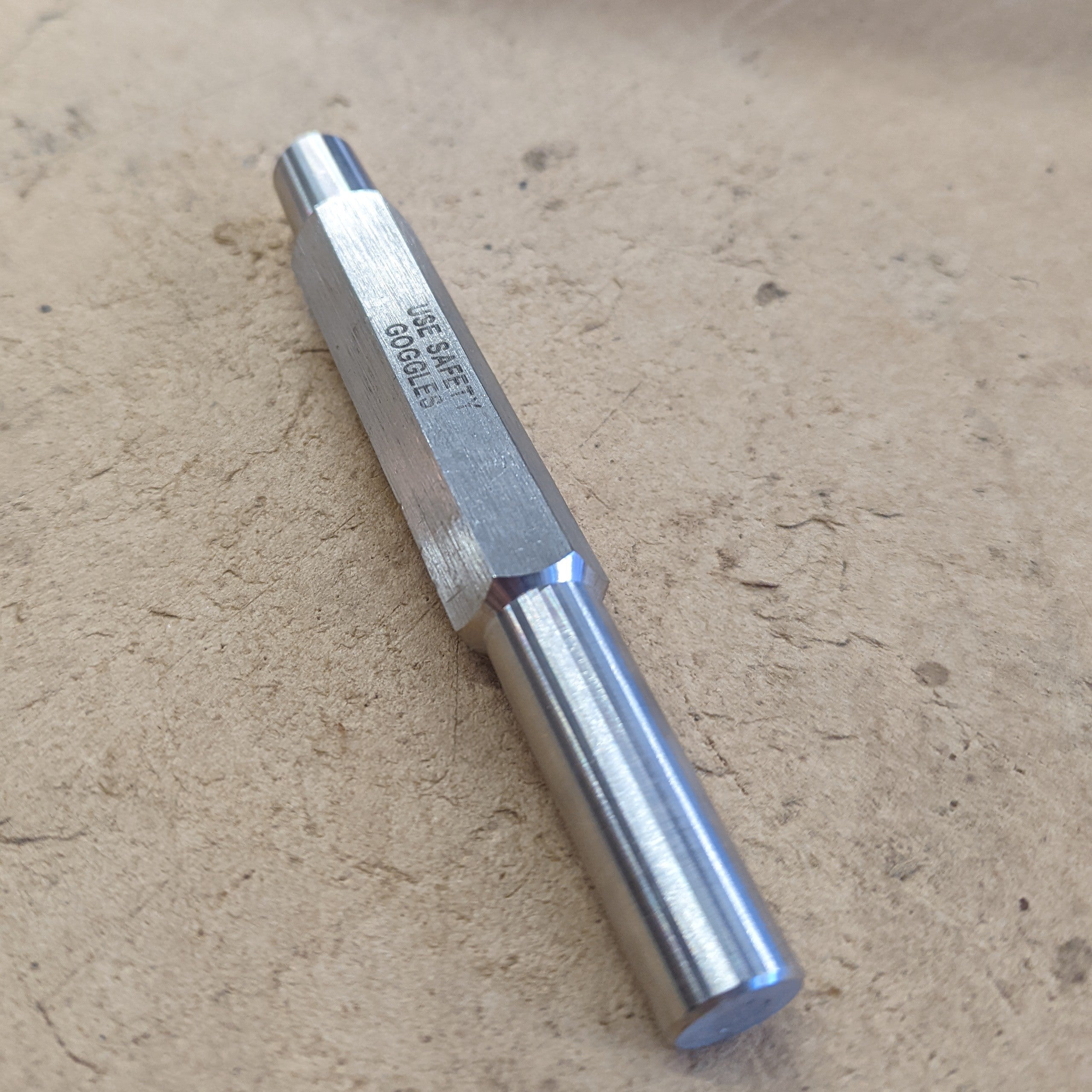 C.S. Osborne Magnetic Nail Holder & Tack Placer (631-5-1/2