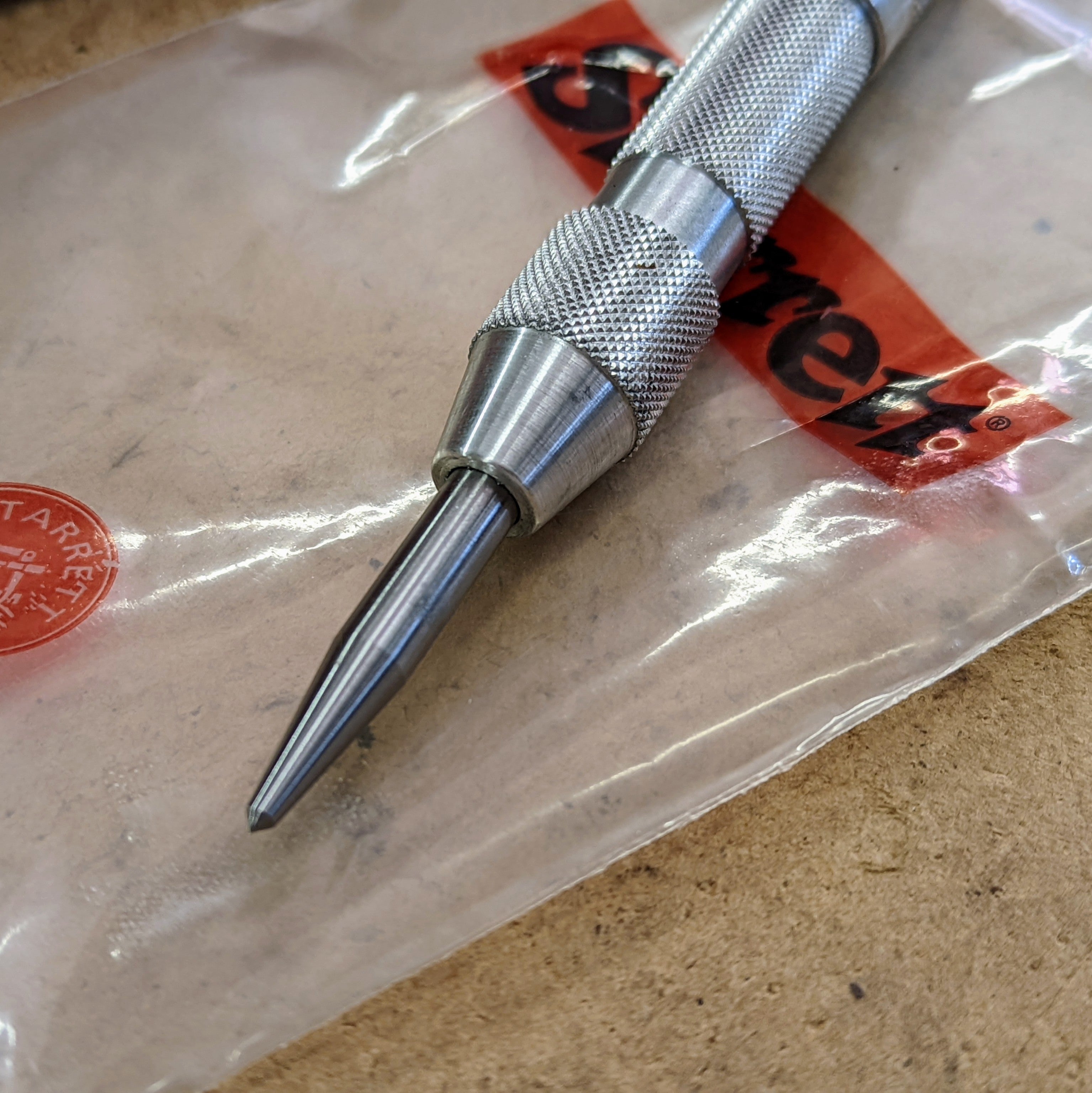 Starrett #818 Automatic Center Punch (818) – Harry J. Epstein Co.