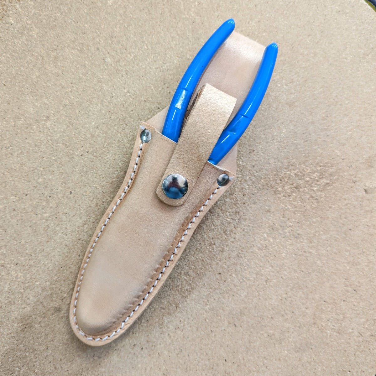 Leatherworks Plier Holder w/ Safety Strap (NO768)