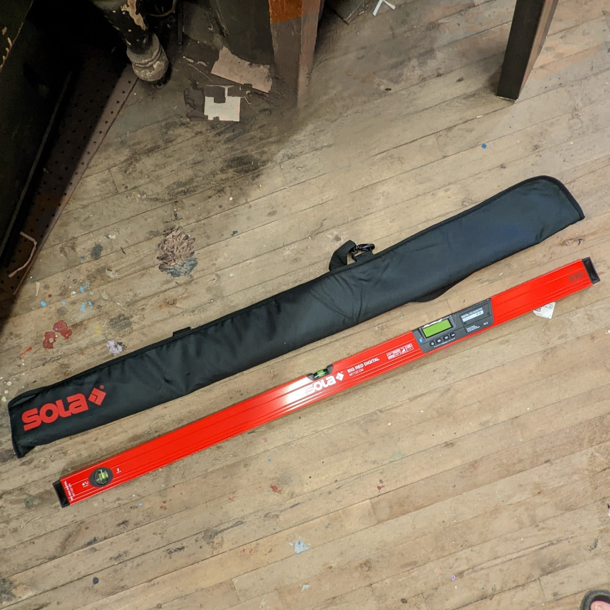 Big Red SOLA DIGITAL 48" Box Beam Level w/ Bluetooth (LSB48D)