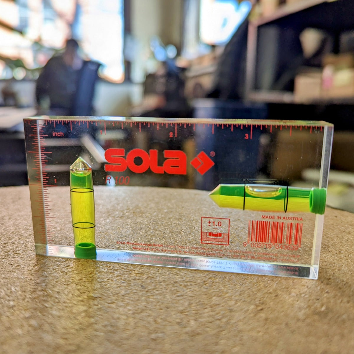 Level Machine Rectangle SOLA Rectangular Acrylic Level (R100) – Harry J. Epstein Co.
