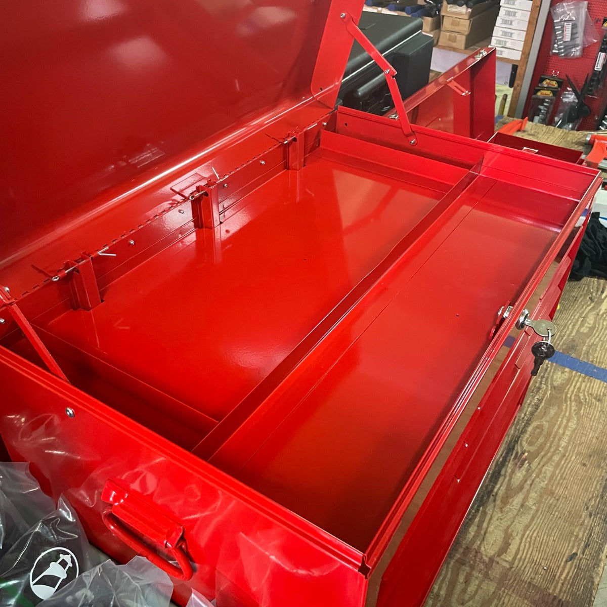 Valley 12 Drawer Red Metal Tool Box 25 3/4" x 16" x 19 1/2" (VALLEY-12)