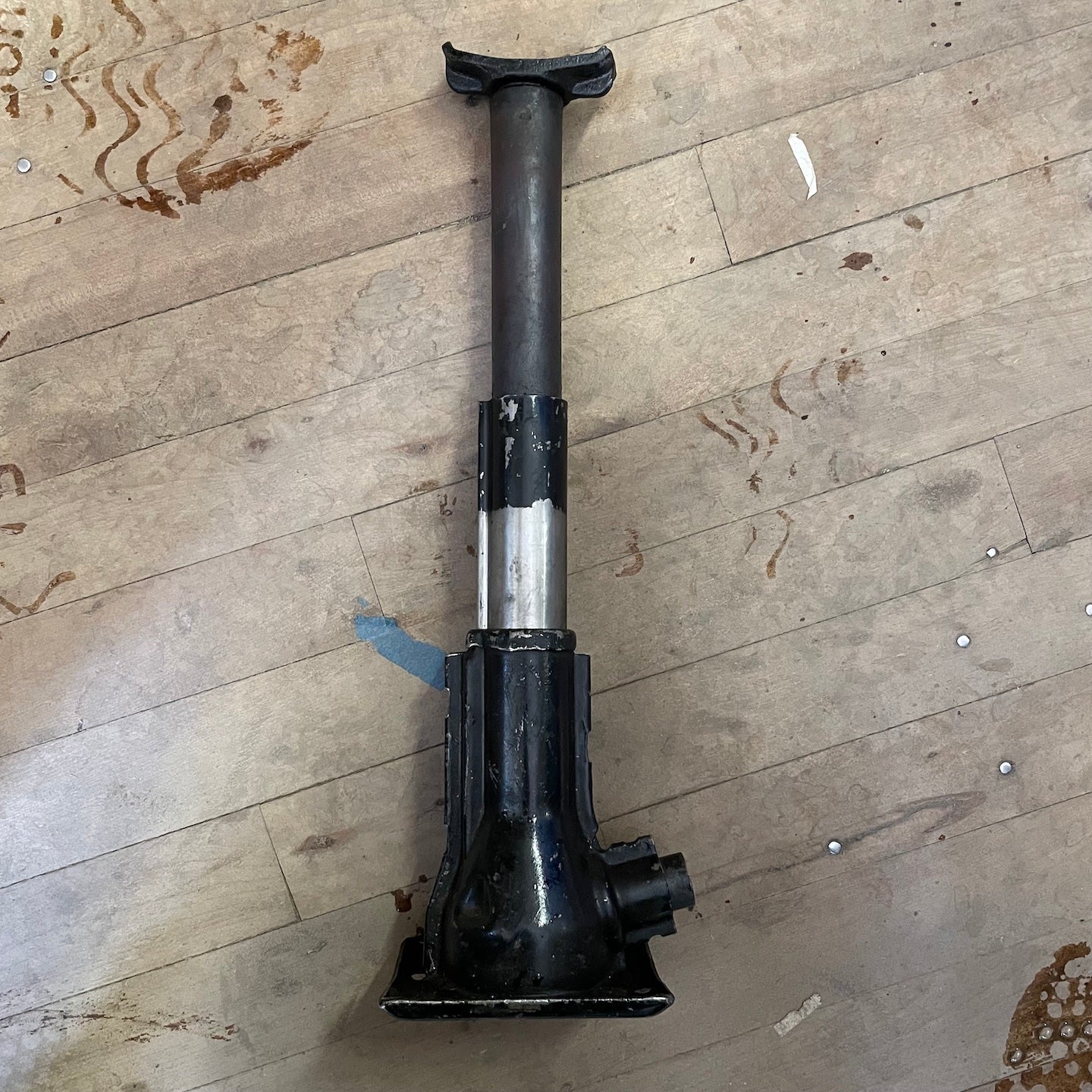 NOS Jeep Willys Telescopic Screw Jack 8-1/2" Tall - Raises up to 15-1/2"