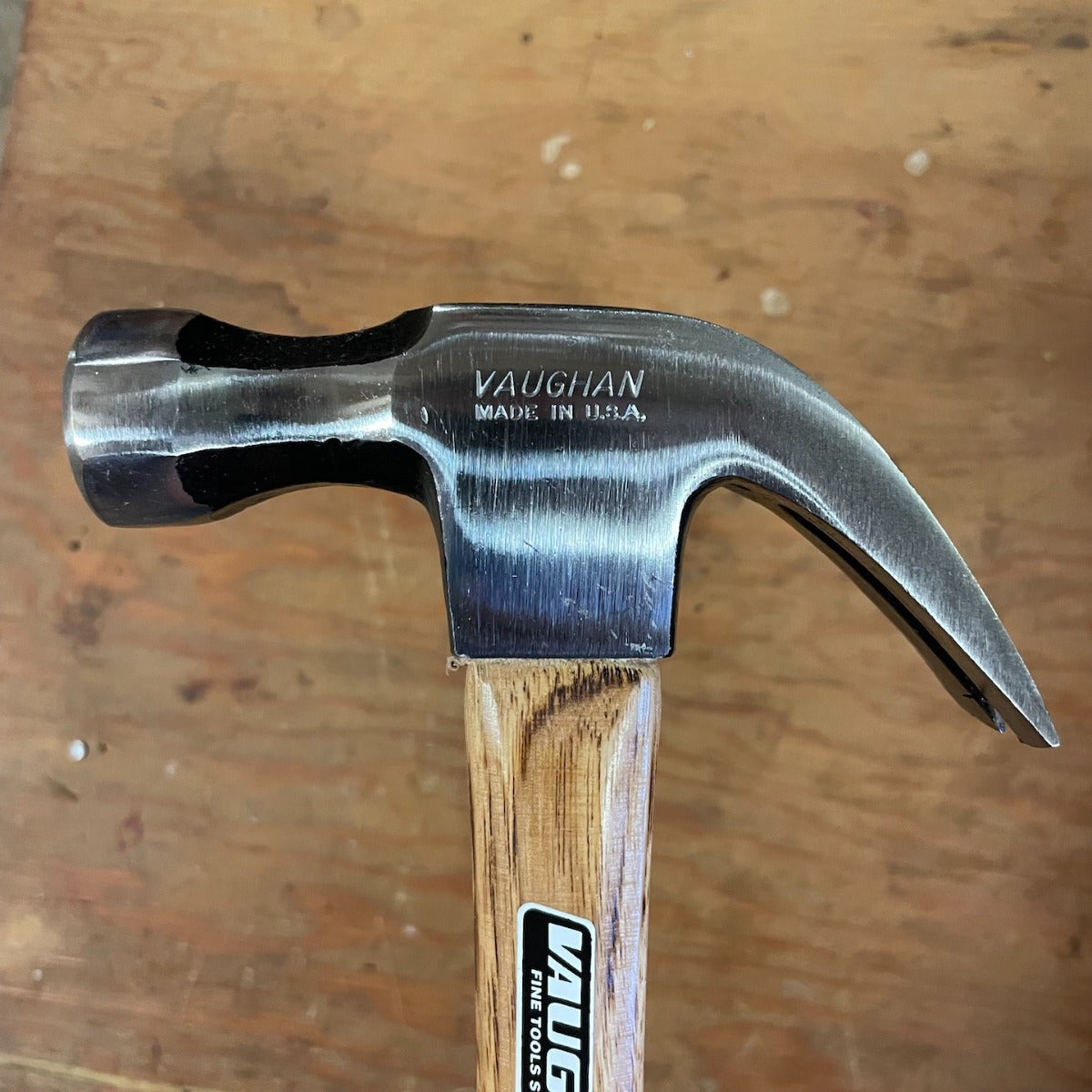 NOS Vaughan S20 20 oz Octagon Wood Handled Claw Hammer (S20)