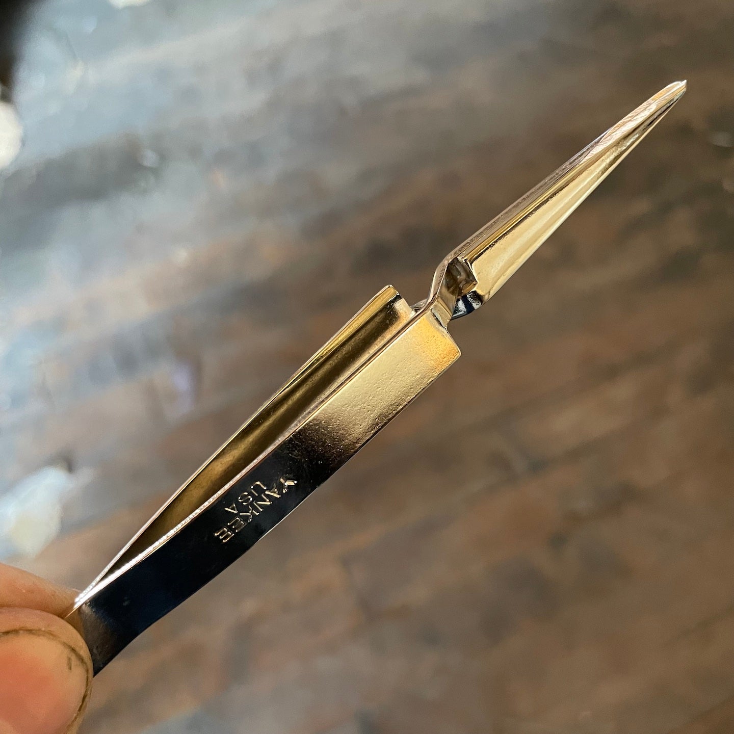 US Made 4 1/2" Yankee Cross Lock Tweezers (TW-59)
